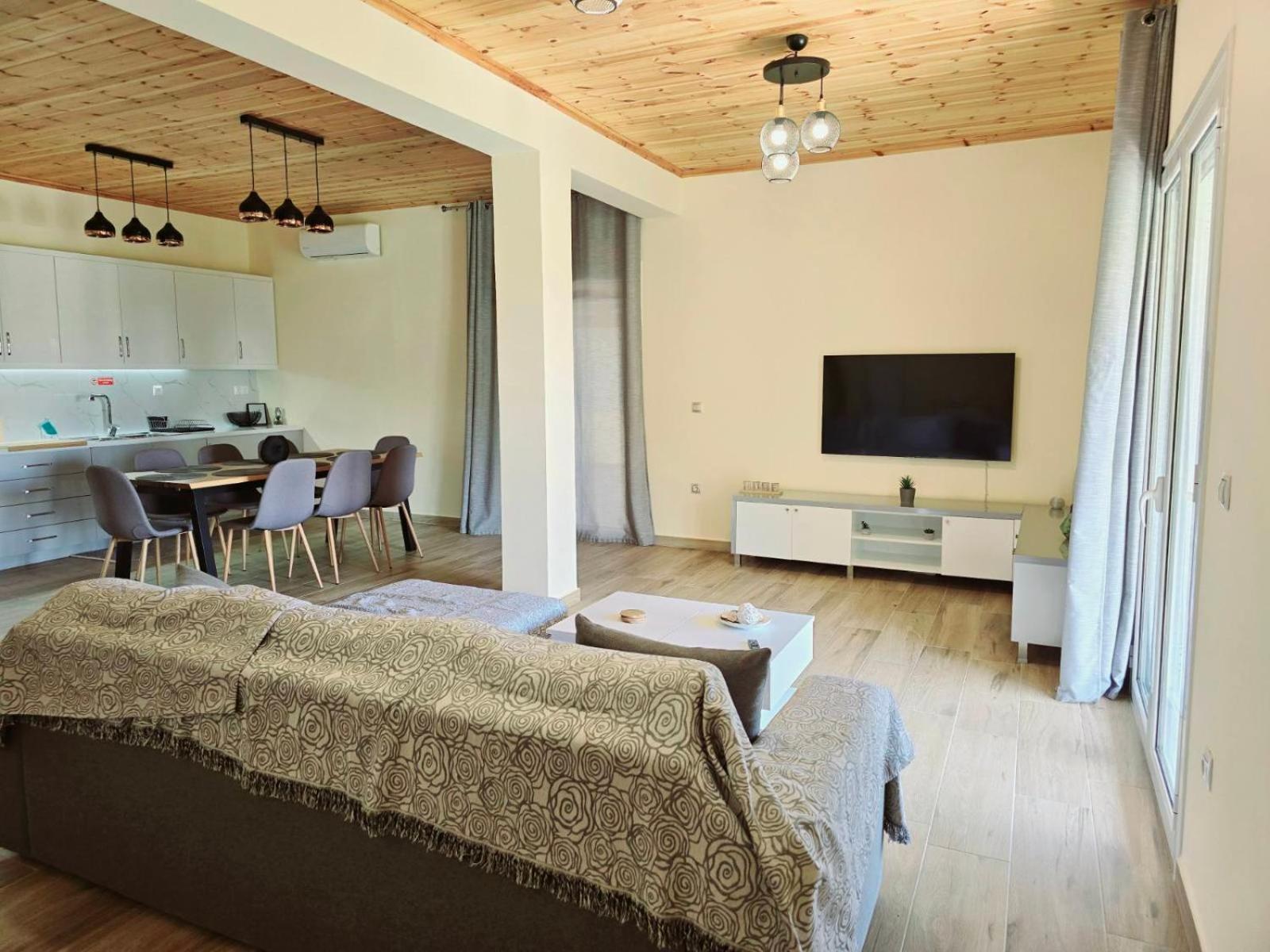 Philoxenia Guest House Himarë Dış mekan fotoğraf